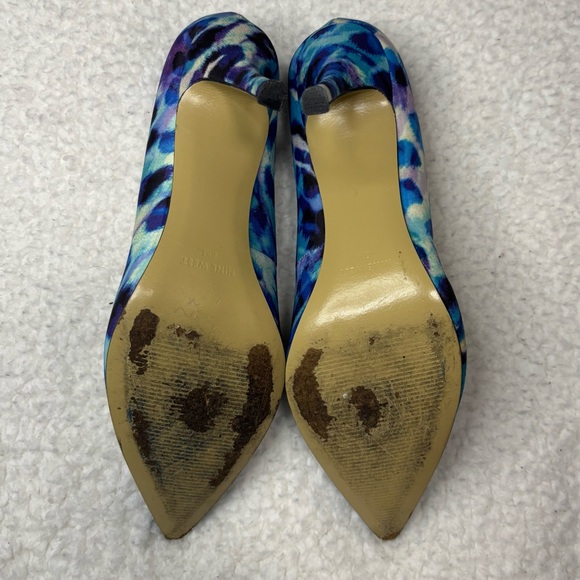 Nine West Women Blue Abstract Print Quinty Pointed Pumps - Picture 7 of 7